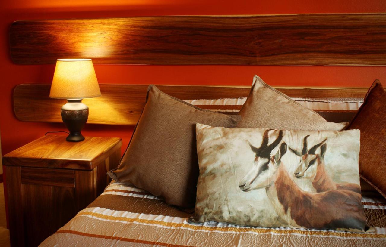 Africa Awaits Lodge & Safaris Gobabis Buitenkant foto