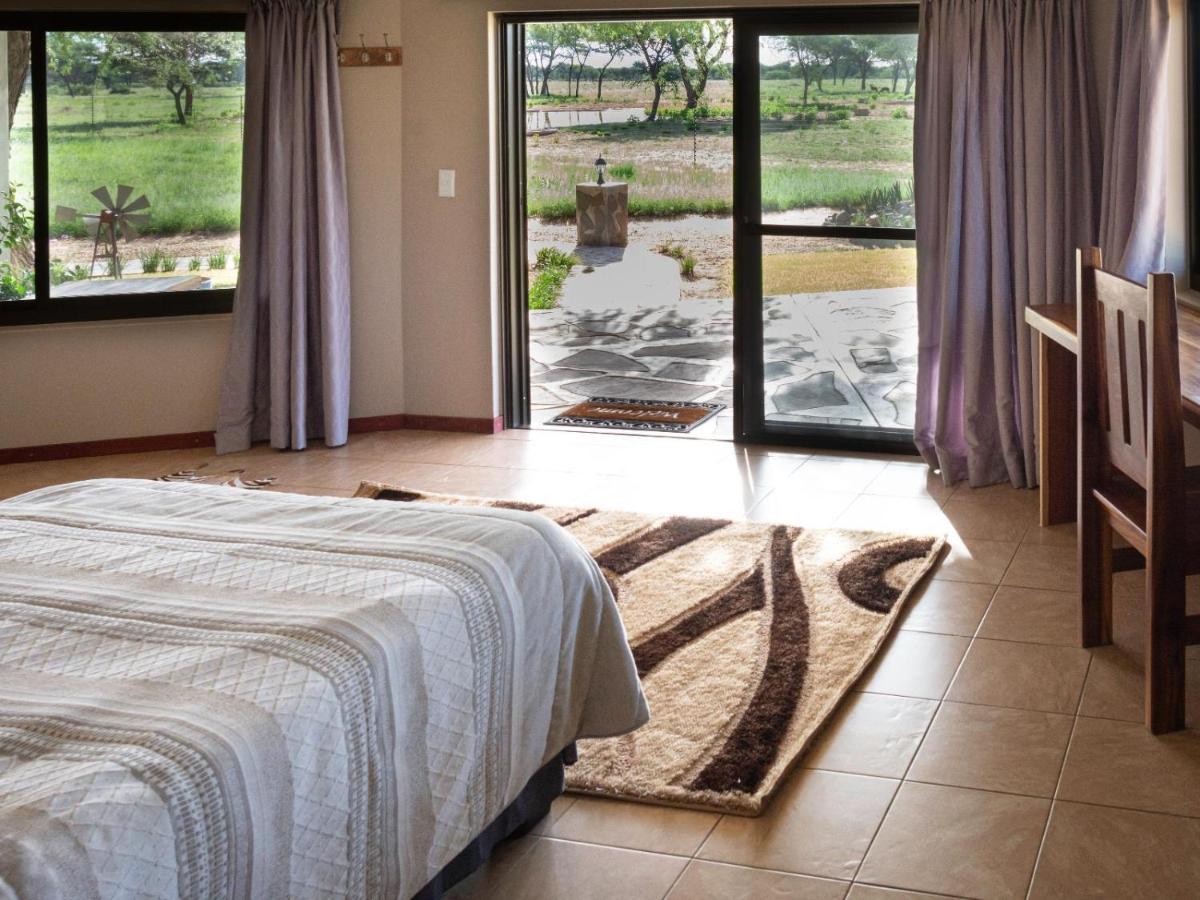 Africa Awaits Lodge & Safaris Gobabis Buitenkant foto
