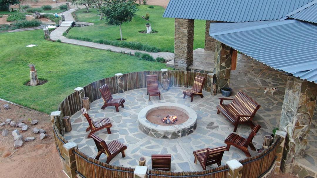 Africa Awaits Lodge & Safaris Gobabis Buitenkant foto